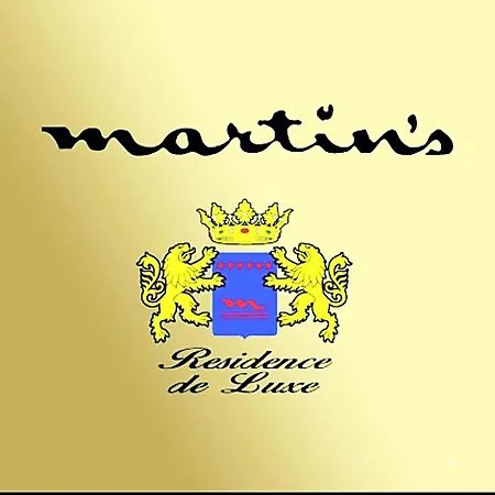 Martins De Luxe Apartahotel