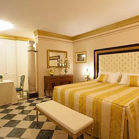 Apartahotel Martins De Luxe
