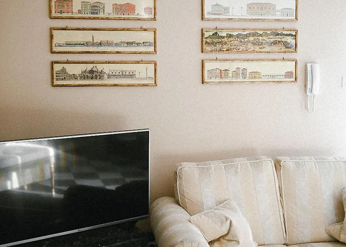 Апарт-готель Martins De Luxe 4*