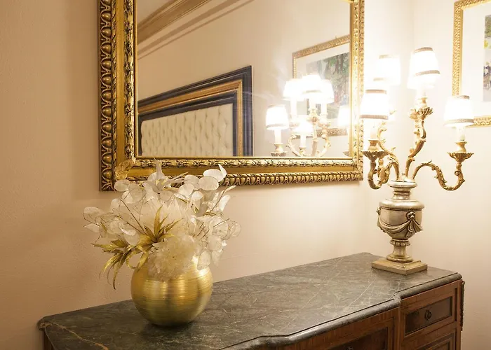 Martins De Luxe Aparthotel